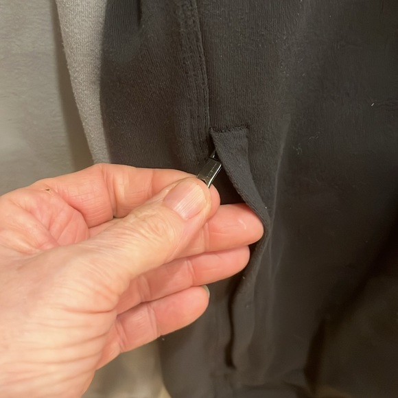 VGUC Lululemon bomber jacket - Picture 5 of 9